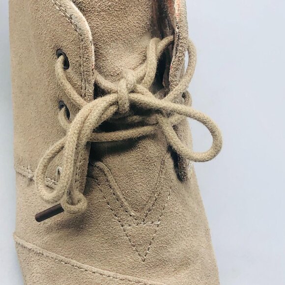 toms beige wedge heels, suede beige heels with matching shoelaces size 9 READ - Picture 7 of 10